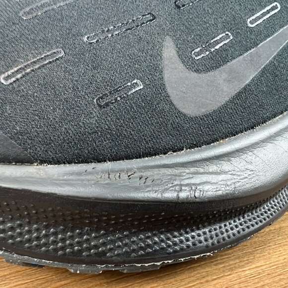 Nike ReactX Infinity Run 4 Gore-Tex Women’s Size 7.5 Black Gray HQ0264-001 - Picture 8 of 16